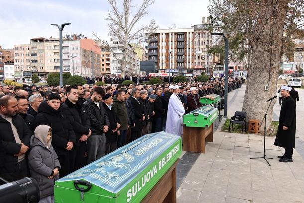 Biyogaz tesisinde zehirlenen 3 işçi, son yolculuklarına uğurlandı