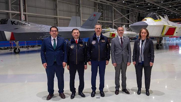 Haluk Görgün, KAAN hangarını ziyaret etti