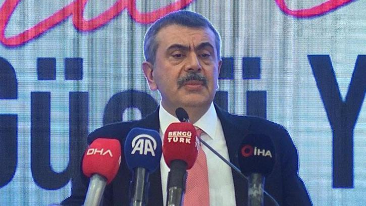 Bakan Tekin: Yaptıklarımızın içerisinde ayrıştırıcı hiçbir şey yok