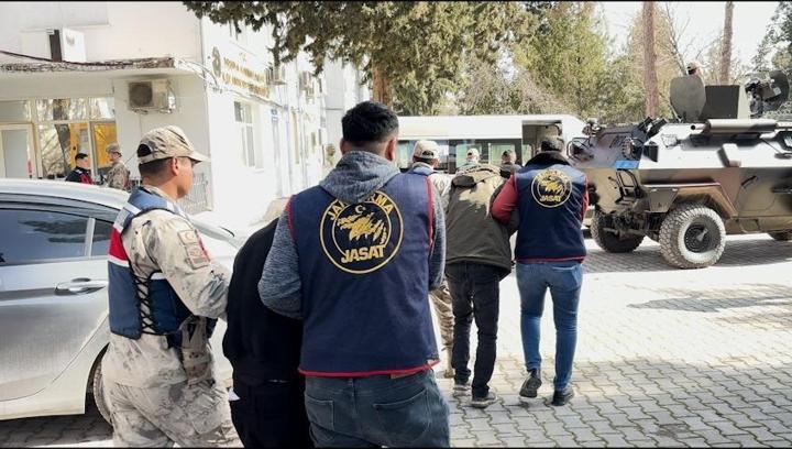 Evinin önündeki pusuda öldürülmüştü; 5 şüpheli yakalandı