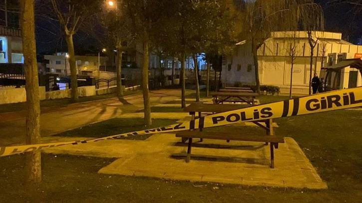 Esenyurt'ta eşini silahla yaralayıp kendini vurdu