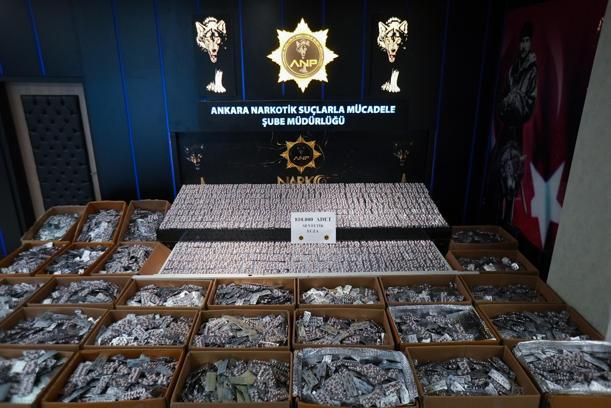 Ankara'da 810 bin uyuşturucu hap ele geçirildi: 2 tutuklama