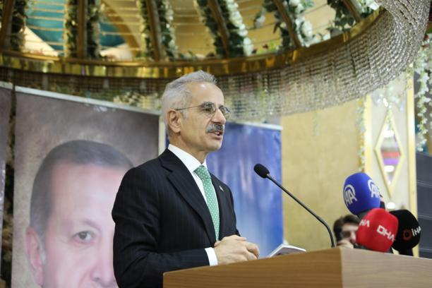 Bakan Uraloğlu, Kilis’te AK Parti ‘Teşkilat Vefa İftar’ programına katıldı