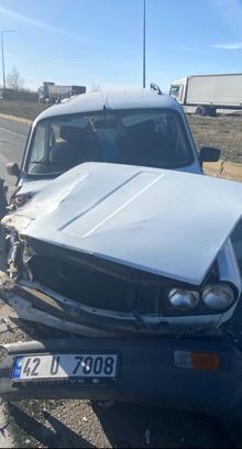 Otomobiller çarpıştı: 4 yaralı