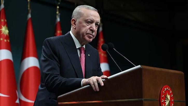 Cumhurbaşkanı Erdoğan: Kardeşlik hukukumuza gölge düşürecek bir hesabın içine girilmemelidir