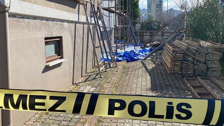 Boya yaparken belindeki halat kopunca 3’üncü kattan düşüp, yaralandı