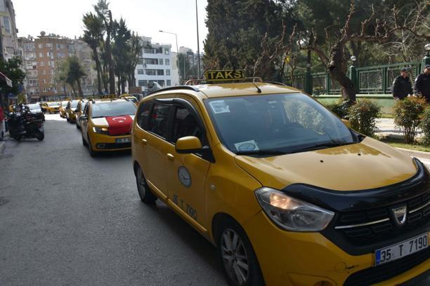 Öldürülen taksicinin meslektaşlarından konvoylu tepki