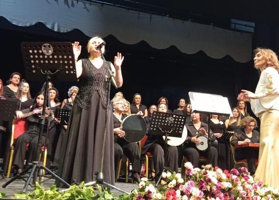 Adana'da  kadınlar musikide zirve yaptı