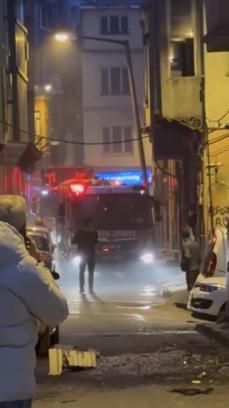 Beyoğlu’nda daire alev alev yandı; oyuncu Umut Özkan son anda kurtuldu