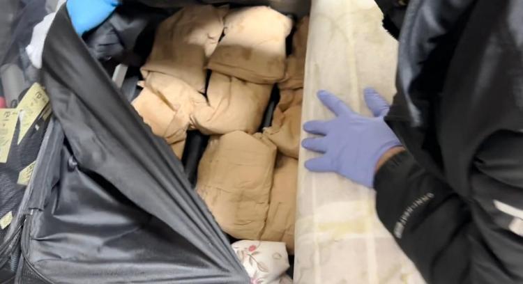 Valize zulalanmış 8,5 kilo metamfetamin ele geçirildi: 1 tutuklama