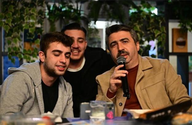 Başkan Yılmaz’dan öğrencilere sahur sürprizi