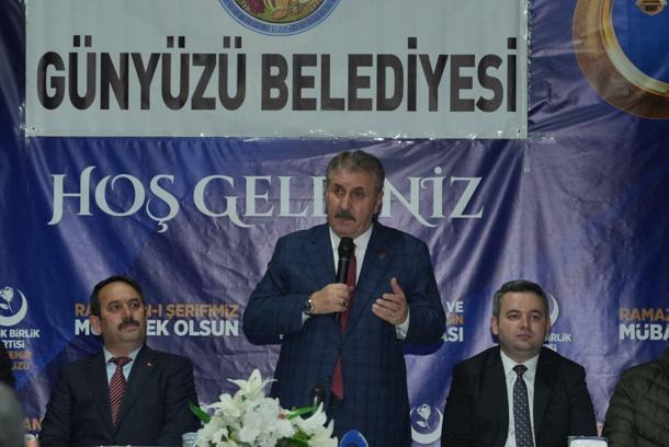 Destici: İslam alemine diyoruz ki, 'sokaklara çıkın'