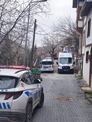 Beypazarı'nda ahşap ev yandı