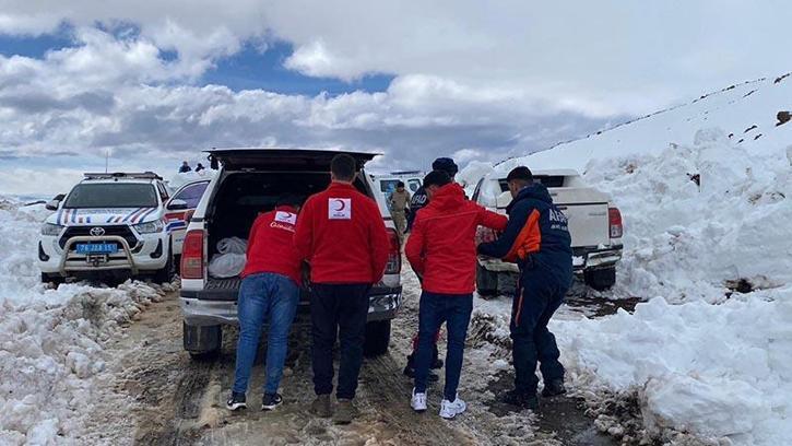 Ağrı Dağı’nda kaybolan kadın dağcı için arama kurtarma çalışması başlatıldı