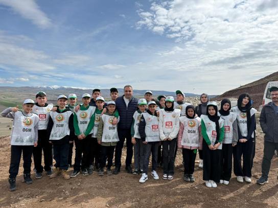 Akıncılar'da fidanlar toprakla buluştu