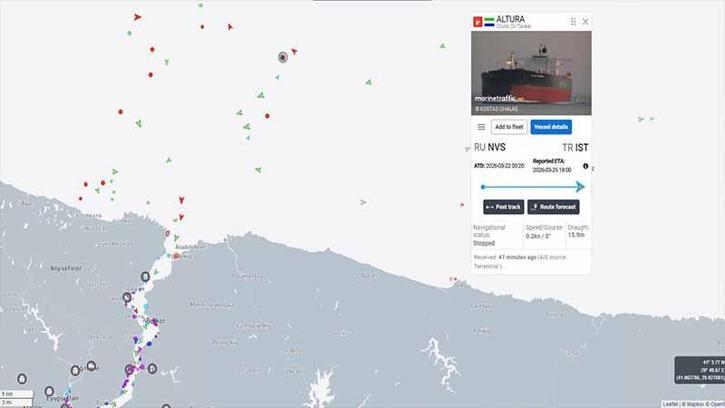 Karadeniz açıklarında vurulan Türk petrol tankeri telsizden yardım istedi
