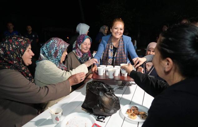 Ergene'de 'Muhabbet Sizden, Çaylar ve Kahveler Müge Başkan'dan uygulaması devam edecek