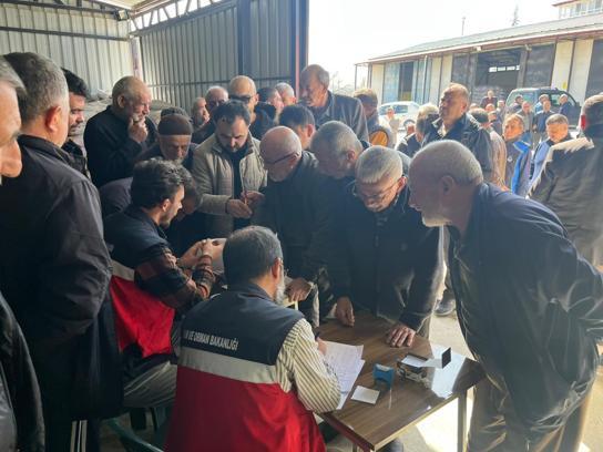 Tavşanlı'da çiftilere tohum dağıtma töreni