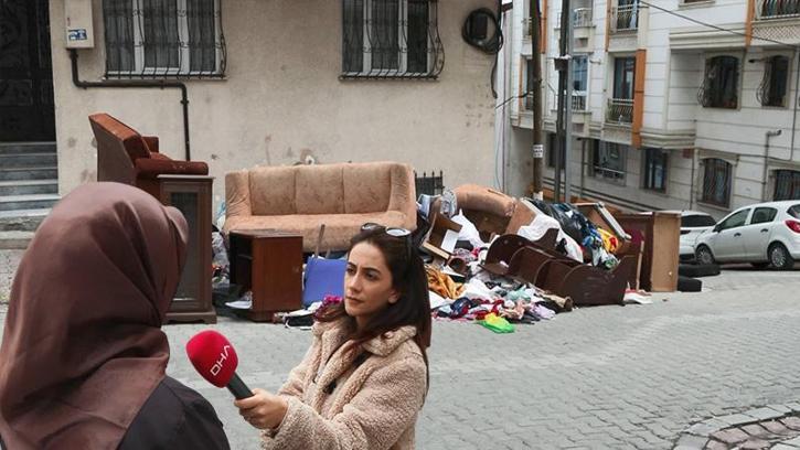 Esenyurt'ta evden çıkarmak istediği kiracısının eşyalarını sokağa attı