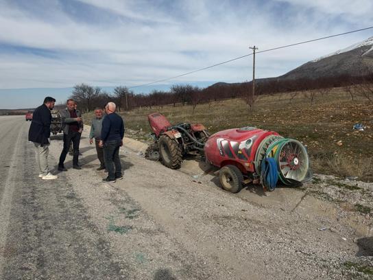 Malatya’da traktör devrildi: 2 yaralı