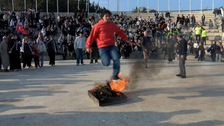 BUÜ'de coşkulu nevruz şenliği