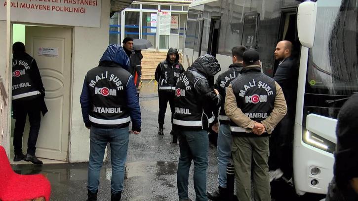 Uşak Belediyesi'ne yönelik 'rüşvet' soruşturması: Başkan dahil 9 şüpheli tutuklandı