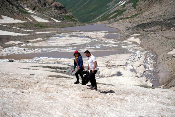 Prof. Dr. Alaeddinoğlu: Yağan kar Cilo'daki buzul erimelerini önlemeyecek, özel yasa çıkarılmalı