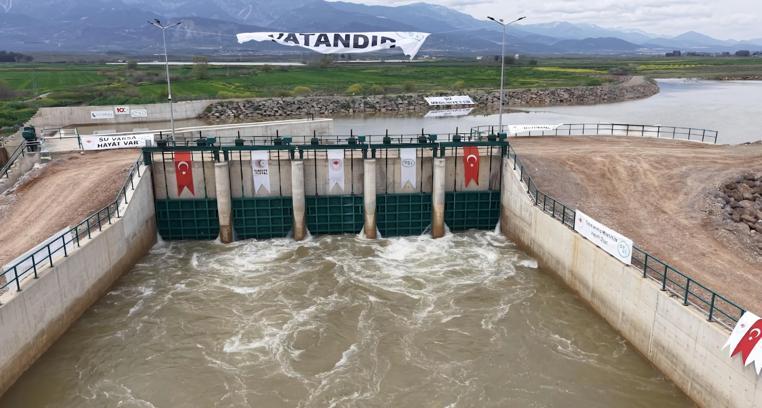 Karasu Regülatörü ve Derivasyon Kanalı açıldı; 585 bin dekar arazi sulanacak
