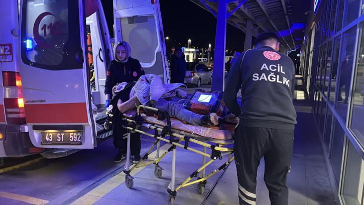 Kütahya’da bıçaklı kavga; 2 yaralı