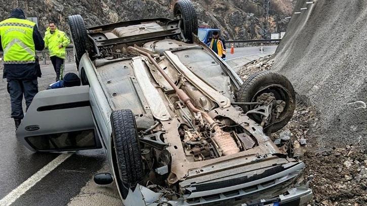 Malatya’da otomobil takla attı: 5 yaralı