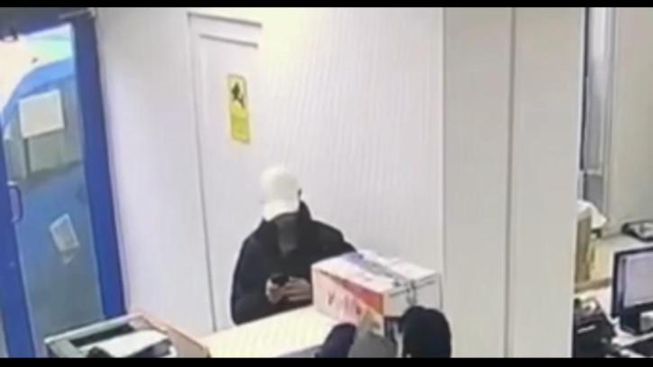 İstanbul - 'Kargo şebekesi' çökertildi; 10 gözaltı