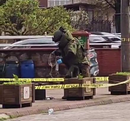 'Elimde bomba var' diye bağırdı, gözaltına alındı