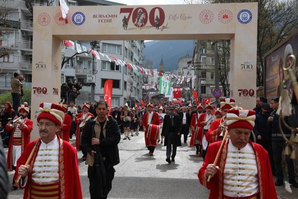 Bursa’da fethin 700’üncü yılı tören ve ziyaretlerle kutlandı
