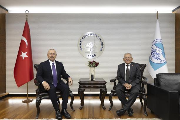 Mevlüt Çavuşoğlu'ndan Başkan Büyükkılıç'a ziyaret