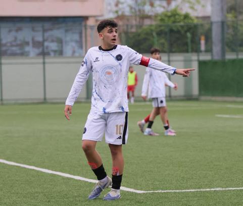 Genç futbolcu Ulaş Ali Kaymaz umut vadediyor