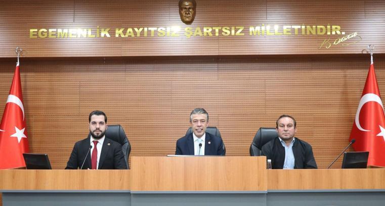 Burdur İl Genel Meclisi Başkanlığı’na Semih Çelikkaya seçildi