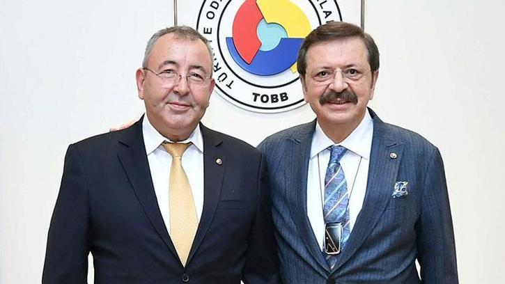 TOBB Başkanı Hisarcıklıoğlu: Türkiye'de turizmin ufkunu açan yerlerden biri Kuşadası oldu
