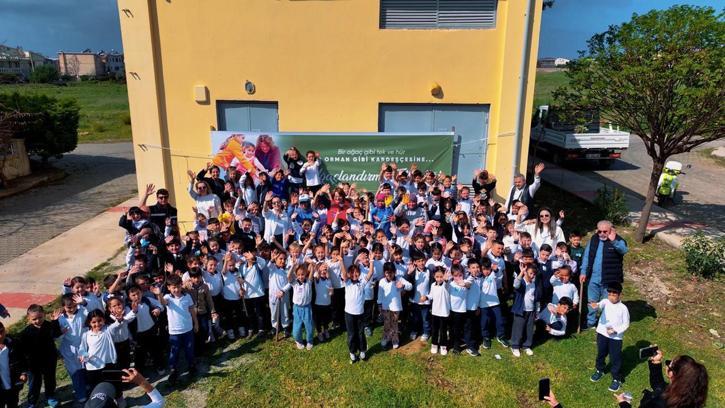 Didim'de fidanlar toprakla buluşturuldu