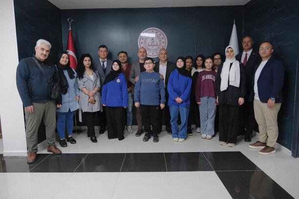 Hatay’da genç tasarımcılar ödüllendirildi