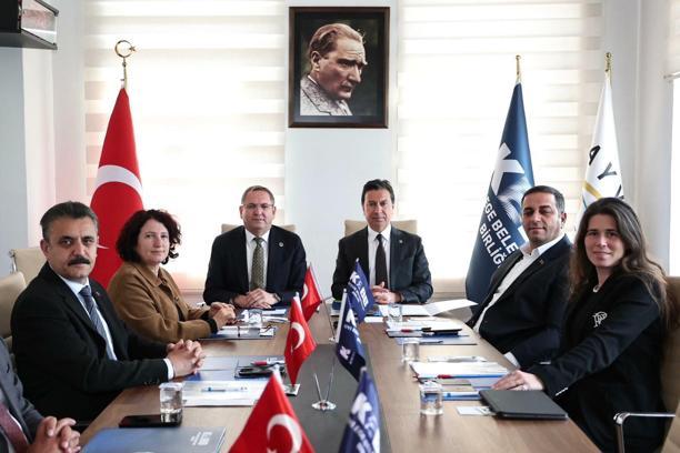 Kıyı Ege Belediyeleri Ayvalık'ta buluştu