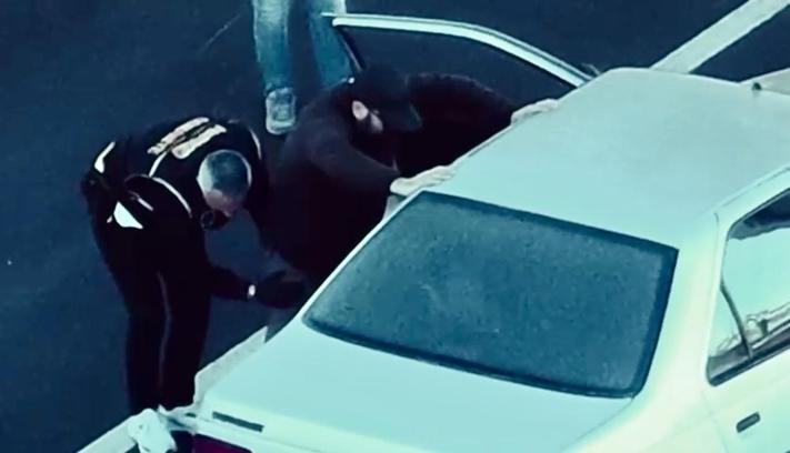 Otomobilin yakıt deposundan 48 kilo sıvı metamfetamin ele geçirildi