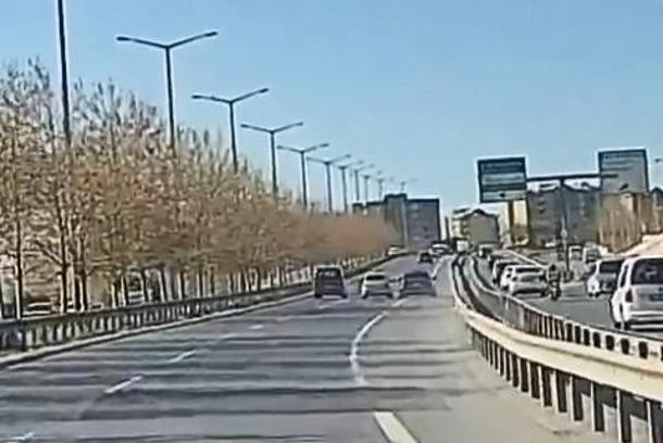 Bayrampaşa’da 1 çocuğun öldüğü kazaya neden olan sürücü adliyeye sevk edildi; kaza anı kamerada