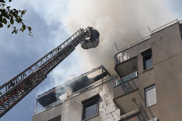 Antalyaspor'un eski yöneticisinin evinde yangın