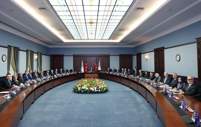 AK Parti'de MYK toplandı