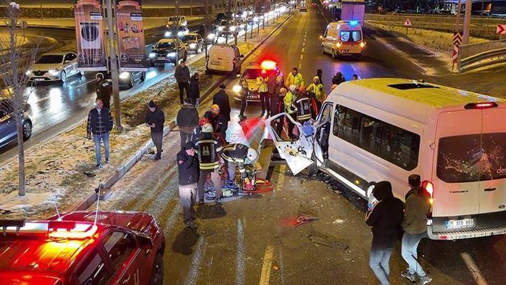Erzurum’da buzlanma nedeniyle meydana gelen kazalarda 5 kişi yaralandı