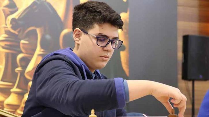 GM Yağız Kaan Erdoğmuş dünya rekoru kırdı