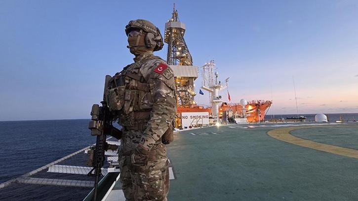 MSB: Somali'deki sondaj gemilerimize tam koruma sağlanıyor