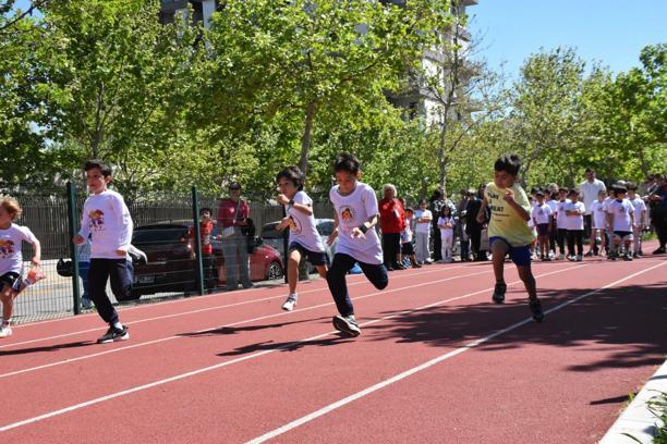 Çocuklar farkındalık için koştu