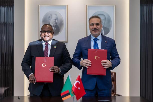 Bakan Fidan, Zambiyalı mevkidaşı Haimbe ile görüştü