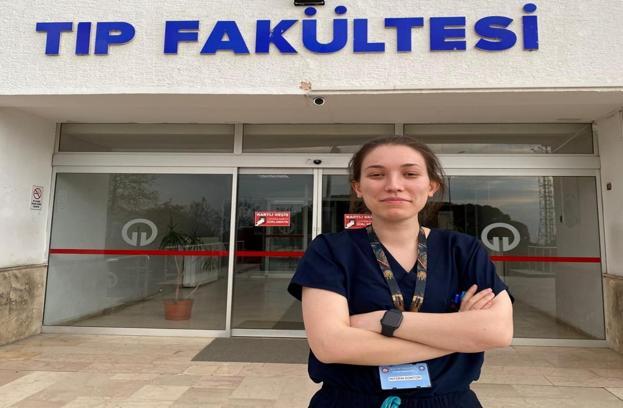 Beynindeki kitle nedeniyle tedavi gören Özlem doktor, hayatını kaybetti